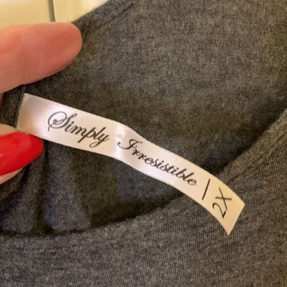 Simply Irresistible size 2X asymmetrical dark gray top - Picture 6 of 13